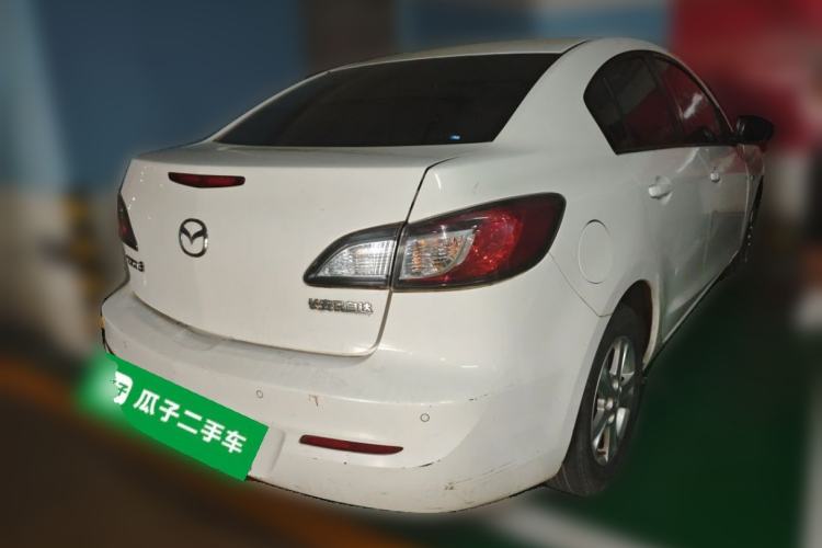 Used Mazda 3 2015 Sedan 1.6L Automatic Elite Model Rear Right 45 Deg