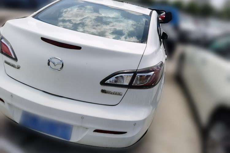 Used Mazda 3 2015 Sedan 1.6L Automatic Elite Model Rear Right 45 Deg