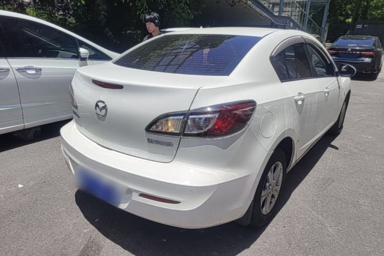 Used Mazda 3 2015 Sedan 1.6L Automatic Elite Model Rear Right 45 Deg