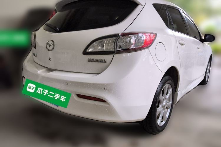 Used Mazda 3 2015 Hatchback 2.0L Automatic Sport Model Rear Right 45 Deg
