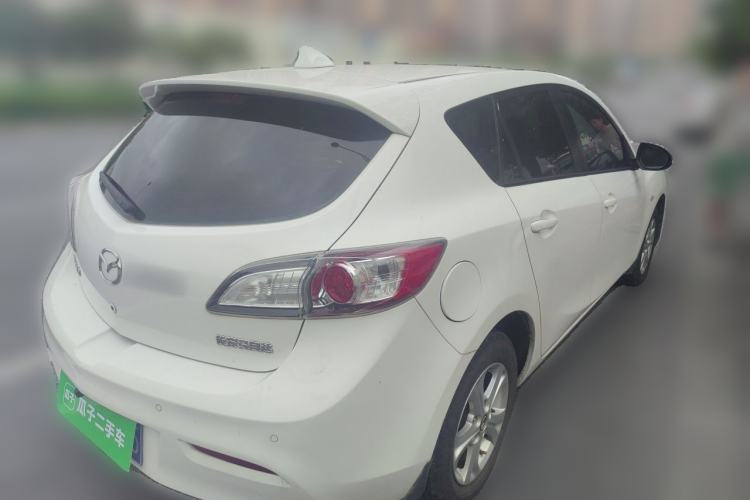 Used Mazda 3 2015 Hatchback 1.6L Automatic Elite Model Rear Right 45 Deg