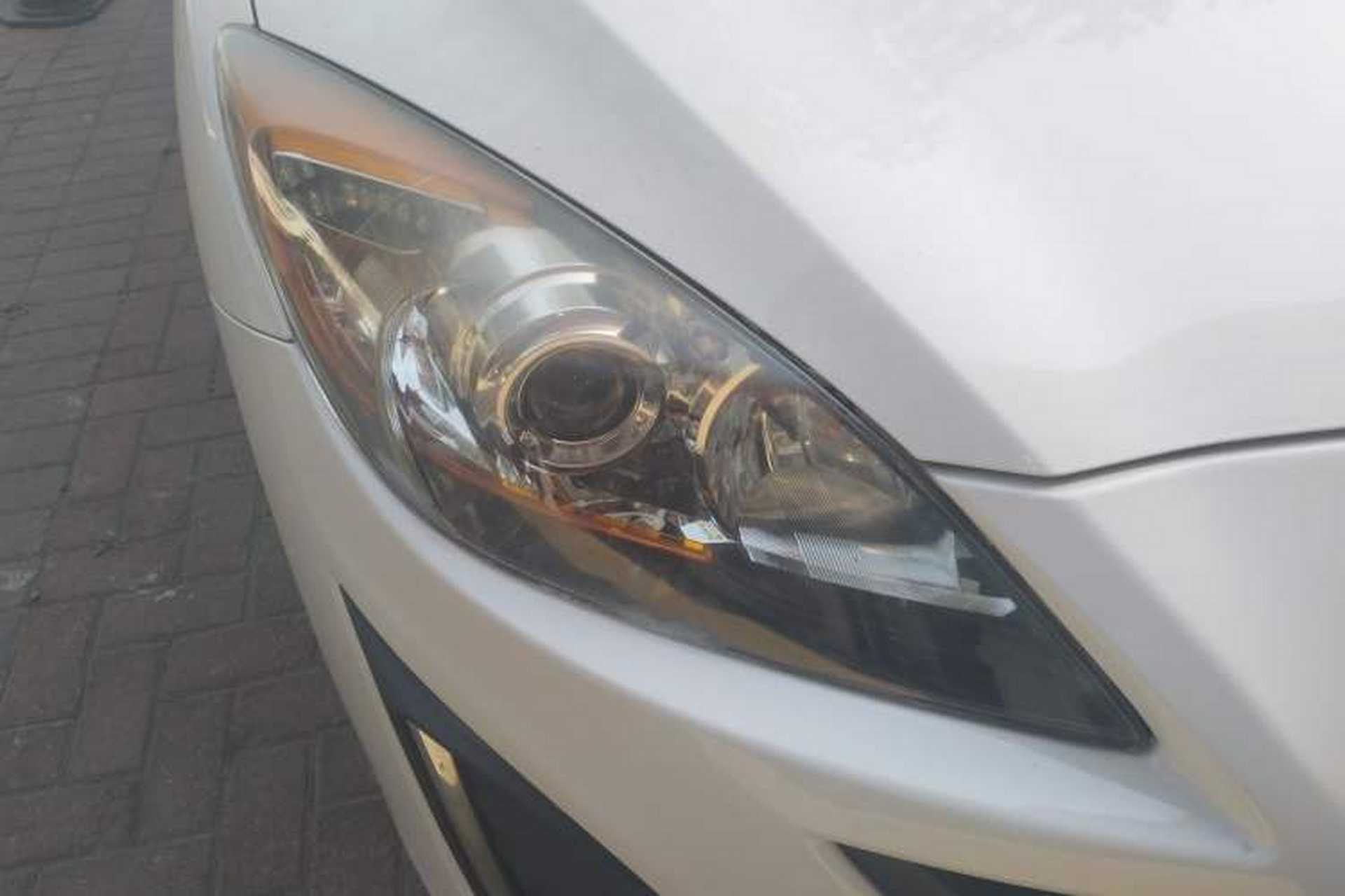 Used Mazda 3 2015 Sedan 1.6L Automatic Comfort Model Right Front Headlight