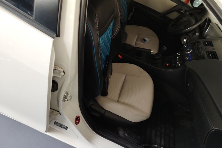 Used Mazda 3 2015 Sedan 1.6L Manual Comfort Model Right Front Seat