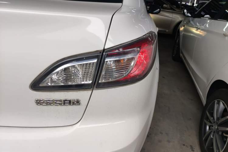 Used Mazda 3 2015 Sedan 1.6L Automatic Elite Model Right Rear Taillight