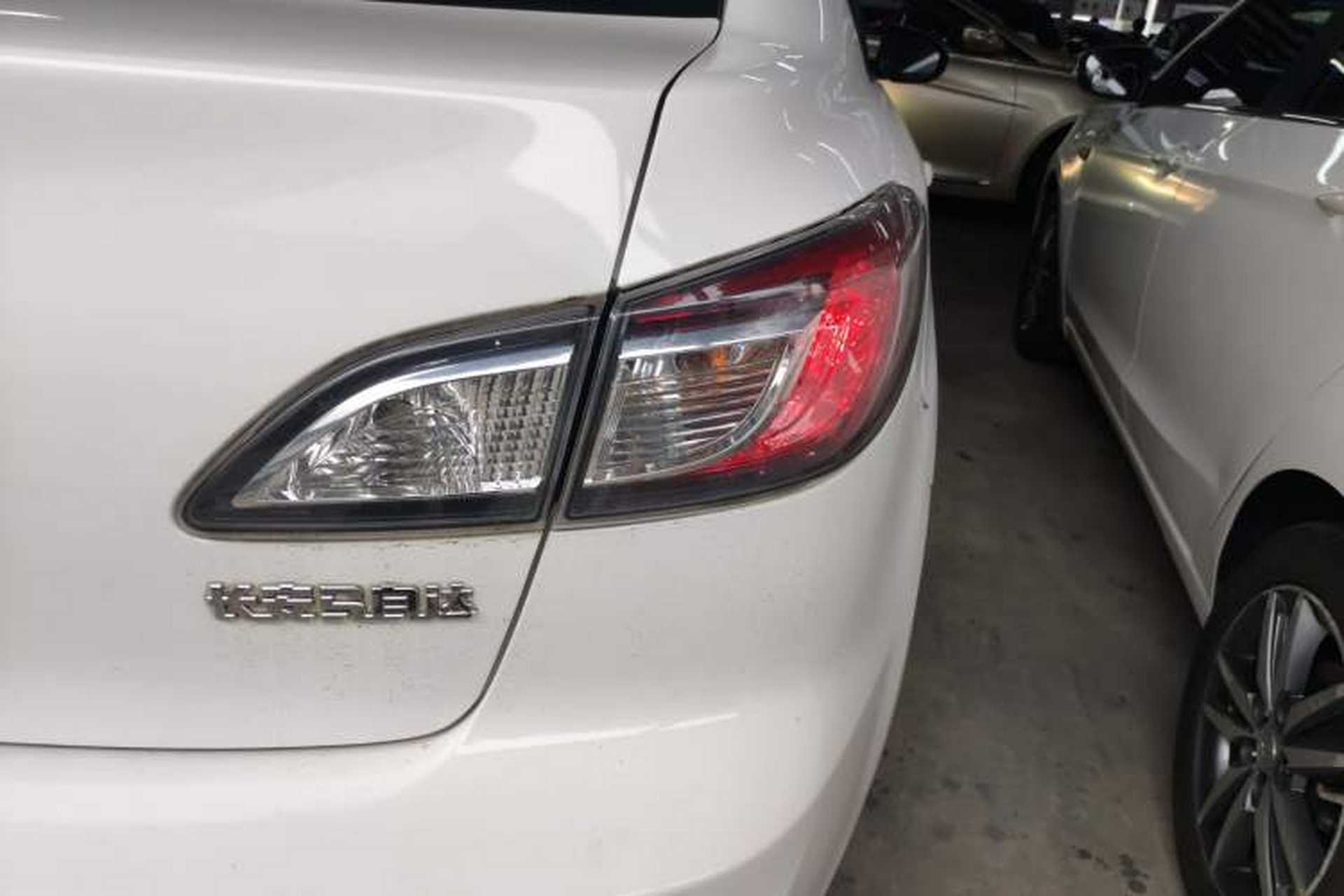 Used Mazda 3 2015 Sedan 1.6L Automatic Elite Model Right Rear Taillight