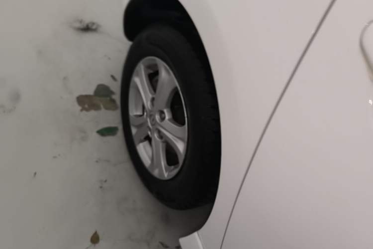 Used Mazda 3 2015 Hatchback 1.6L Manual Comfort Edition Right Rear Wheel Hub