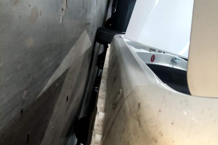 Used Mazda 3 2015 Hatchback 1.6L Manual Comfort Edition Right Side Sill