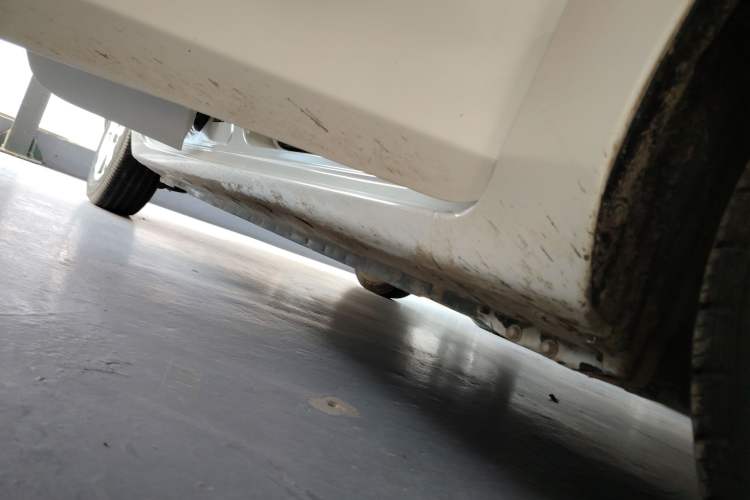 Used Mazda 3 2015 Sedan 1.6L Manual Comfort Model Right Side Sill