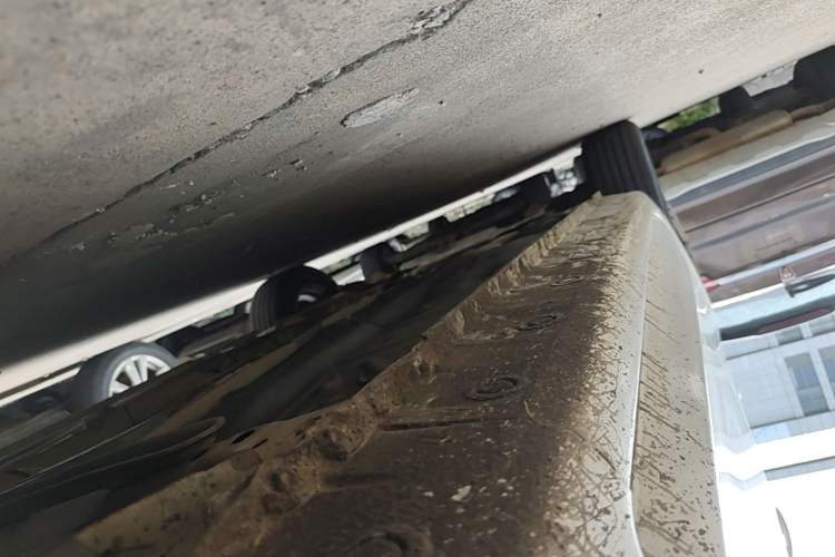 Used Mazda 3 2015 Sedan 1.6L Automatic Elite Model Right Side Sill