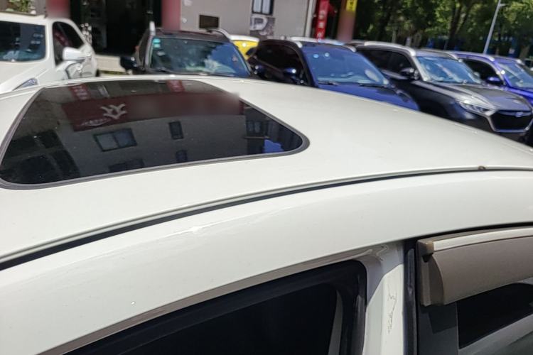 Used Mazda 3 2015 Sedan 1.6L Automatic Elite Model Roof