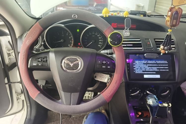 Used Mazda 3 2015 Sedan 1.6L Automatic Comfort Model Steering Wheel