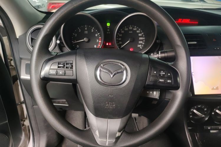 Used Mazda 3 2015 Sedan 1.6L Automatic Elite Model Steering Wheel