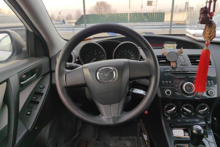 Used Mazda 3 2015 Sedan 1.6L Manual Comfort Model Steering Wheel