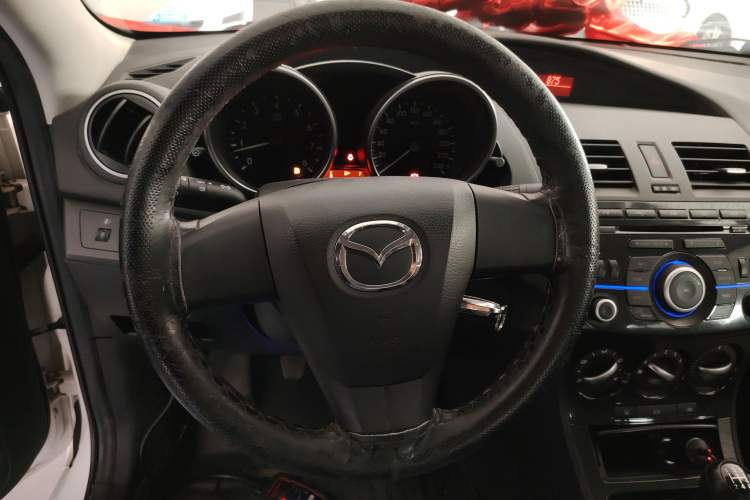 Used Mazda 3 2015 Sedan 1.6L Manual Comfort Model Steering Wheel