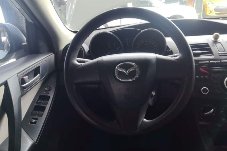 Used Mazda 3 2015 Sedan 1.6L Automatic Comfort Model Steering Wheel