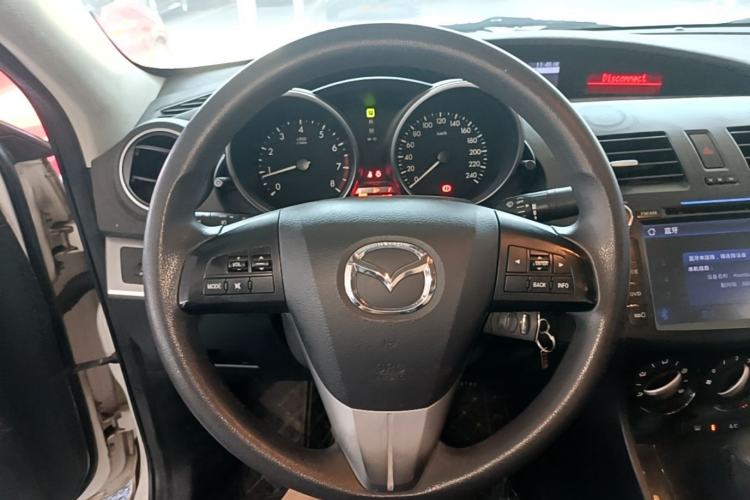 Used Mazda 3 2015 Sedan 1.6L Automatic Elite Model Steering Wheel
