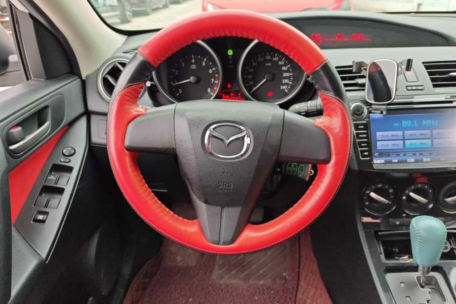 Used Mazda 3 2015 Sedan 1.6L Automatic Comfort Model Steering Wheel