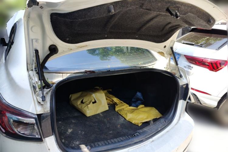 Used Mazda 3 2015 Sedan 1.6L Automatic Comfort Model Trunk