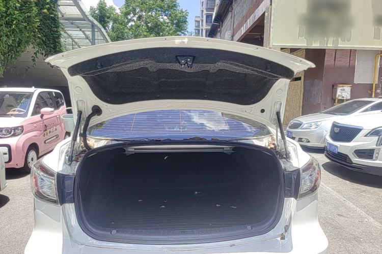 Used Mazda 3 2015 Sedan 1.6L Automatic Elite Model Trunk