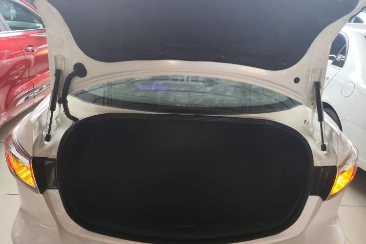 Used Mazda 3 2015 Sedan 1.6L Automatic Comfort Model Trunk