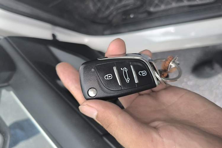 Used Mazda 3 2015 Sedan 1.6L Automatic Comfort Model Vehicle Key