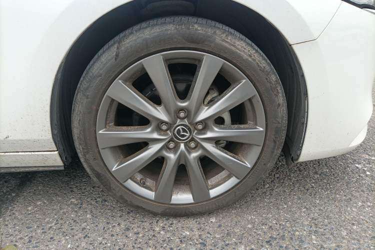 Used Mazda 3 Axela 2021 2.0L Automatic ZhiXuan Edition Right Front Wheel Hub
