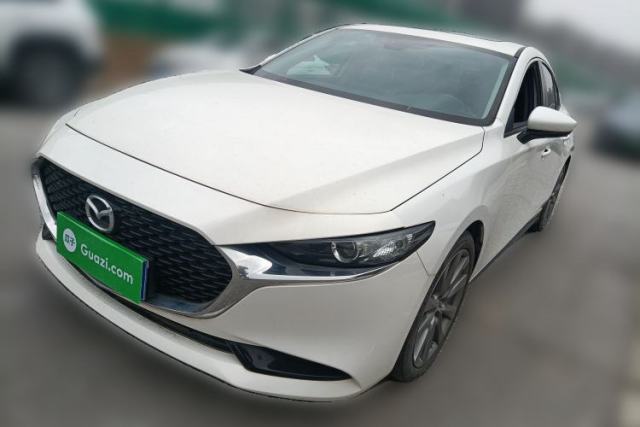 Ojetý Mazda 3 Axela 2021 2.0L Automatic ZhiXuan Edition