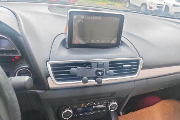 Used Mazda 3 Axela 2014 Sedan 2.0L Automatic Sport Model Audio And AC Panel