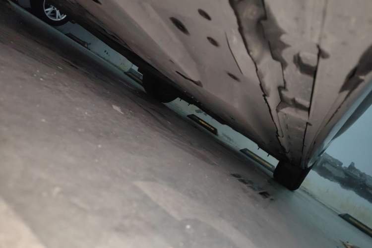 Used Mazda 3 Axela 2014 Hatchback 1.5L Automatic Luxury Model Chassis Front Left