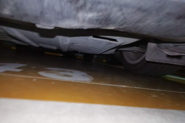 Used Mazda 3 Axela 2014 Sedan 2.0L Automatic Sport Model Chassis Front Left