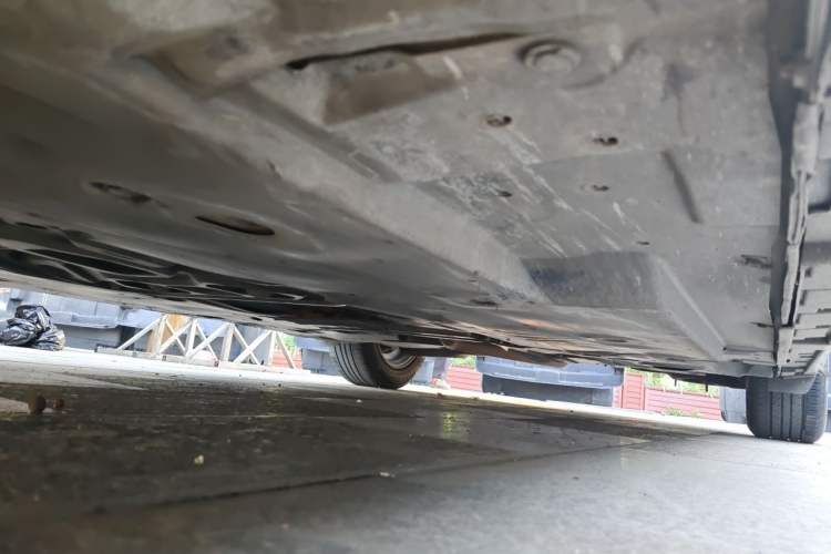 Used Mazda 3 Axela 2014 Sedan 1.5L Automatic Luxury Model Chassis Front Left