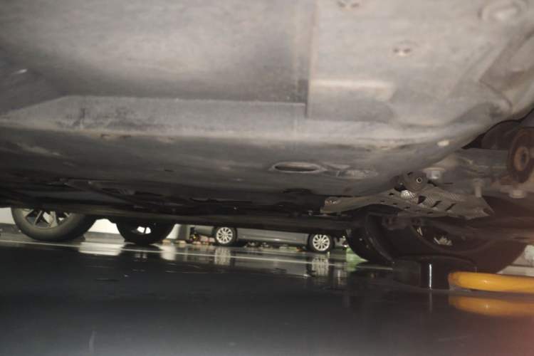 Used Mazda 3 Axela 2014 Sedan 1.5L Automatic Luxury Model Chassis Rear Right