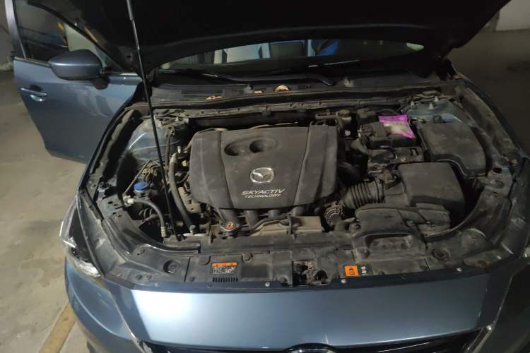 Used Mazda 3 Axela 2014 Sedan 2.0L Automatic Flagship Model Engine Bay Right