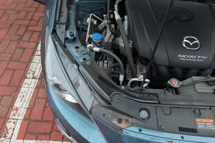 Used Mazda 3 Axela 2014 Hatchback 2.0L Automatic Flagship Model Engine Bay Right