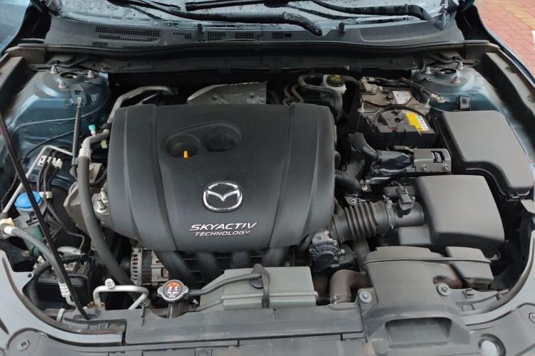 Used Mazda 3 Axela 2014 Hatchback 2.0L Automatic Flagship Model Engine Bay