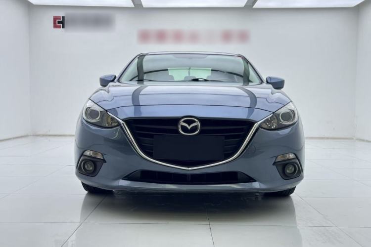 Used Mazda 3 Axela 2014 Sedan 1.5L Automatic Luxury Model Exterior 2