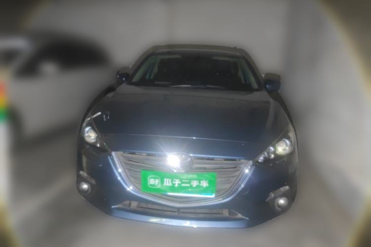 Used Mazda 3 Axela 2014 Sedan 1.5L Automatic Luxury Model Front