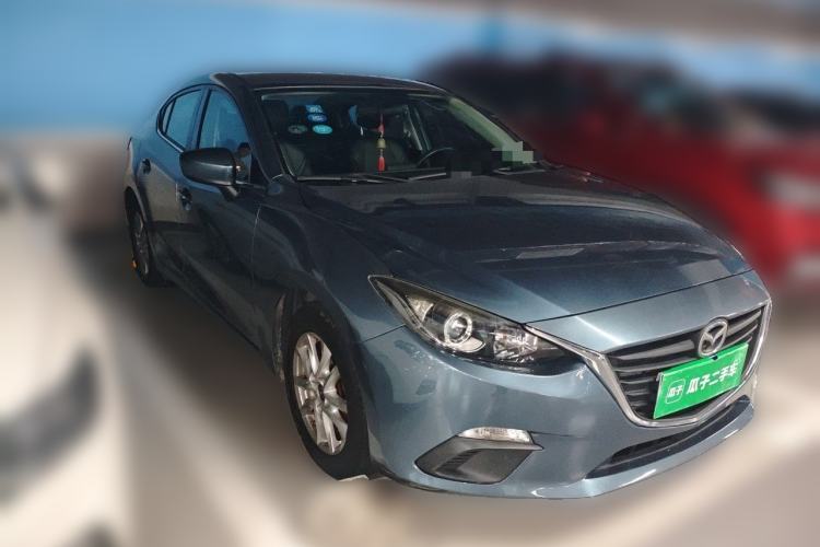 Used Mazda 3 Axela 2014 Sedan 1.5L Automatic Comfort Model Front Right 45 Deg