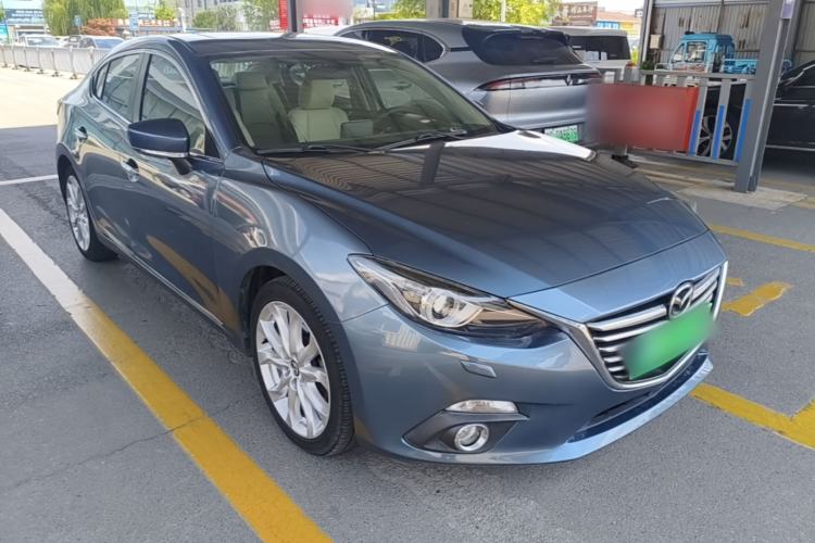 Used Mazda 3 Axela 2014 Sedan 2.0L Automatic Flagship Model Front Right 45 Deg