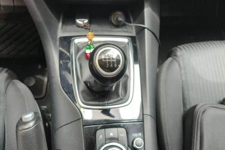Used Mazda 3 Axela 2014 Sedan 1.5L Manual Comfort Model Gear Lever