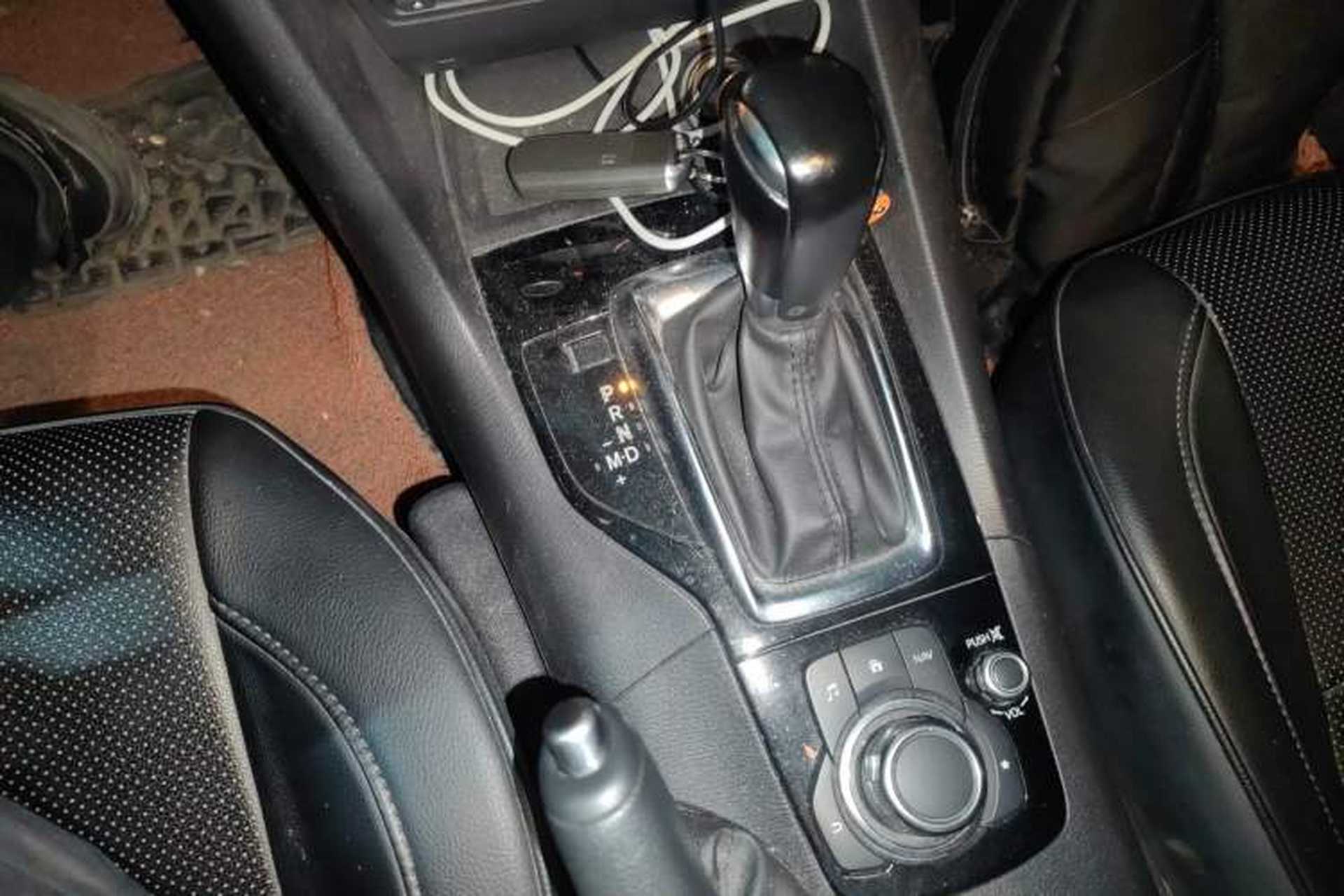 Used Mazda 3 Axela 2014 Hatchback 1.5L Automatic Luxury Model Gear Lever