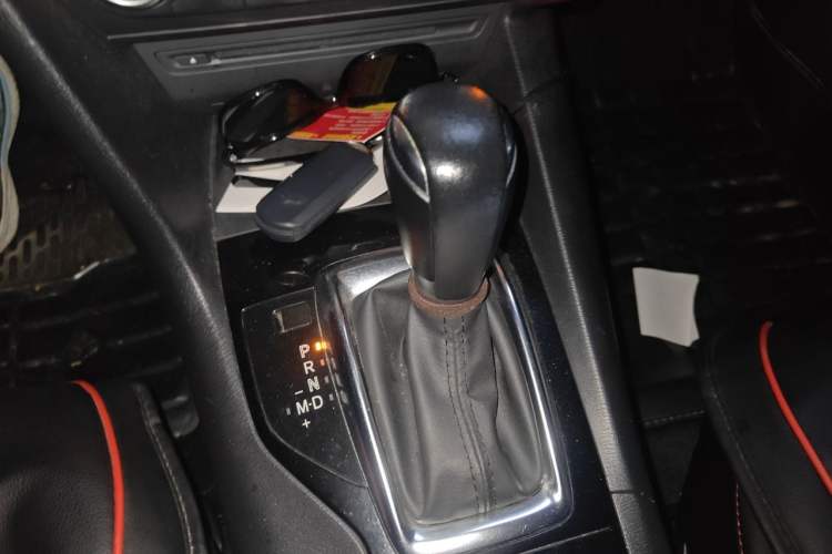 Used Mazda 3 Axela 2014 Sedan 1.5L Automatic Luxury Model Gear Lever