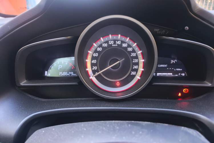 Used Mazda 3 Axela 2014 Sedan 1.5L Automatic Luxury Model Instrument Cluster
