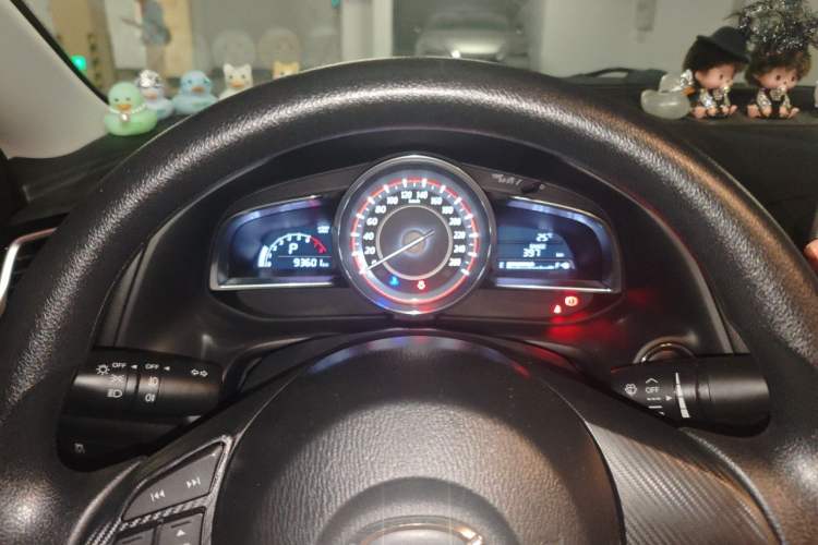 Used Mazda 3 Axela 2014 Sedan 1.5L Automatic Luxury Model Instrument Cluster