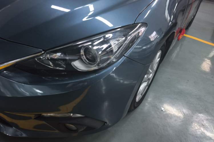 Used Mazda 3 Axela 2014 Sedan 1.5L Automatic Luxury Model Left Front Headlight