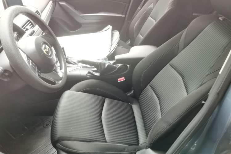 Used Mazda 3 Axela 2014 Hatchback 1.5L Automatic Luxury Model Left Front Seat