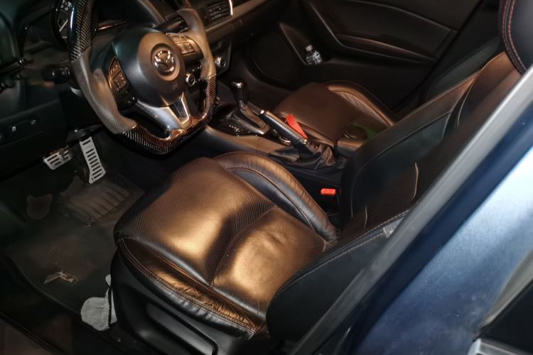 Used Mazda 3 Axela 2014 Sedan 2.0L Automatic Sport Model Left Front Seat