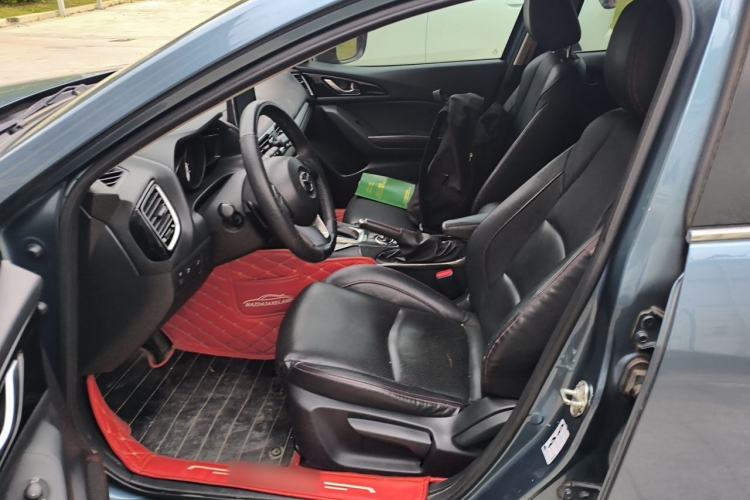 Used Mazda 3 Axela 2014 Hatchback 1.5L Automatic Prestige Model Left Front Seat