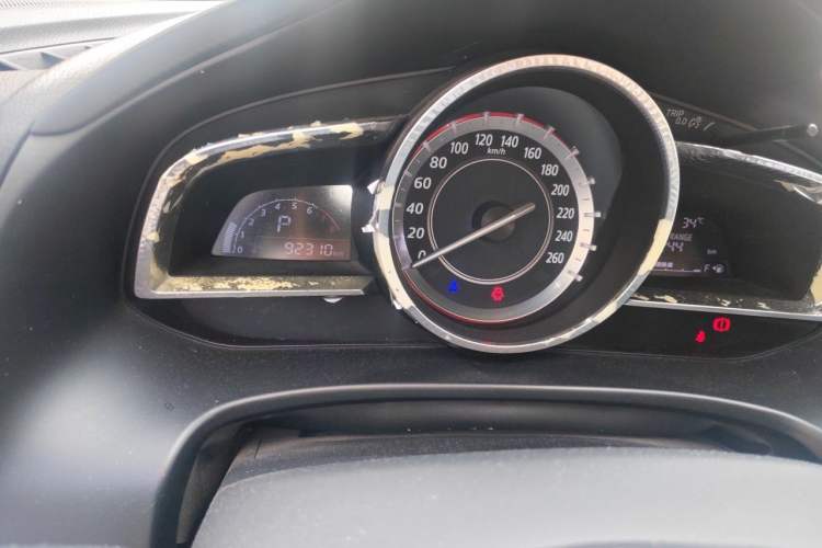 Used Mazda 3 Axela 2014 Sedan 2.0L Automatic Sport Model Odometer Close Up