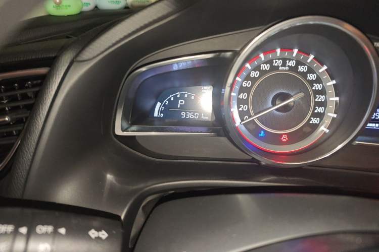 Used Mazda 3 Axela 2014 Sedan 1.5L Automatic Luxury Model Odometer Close Up